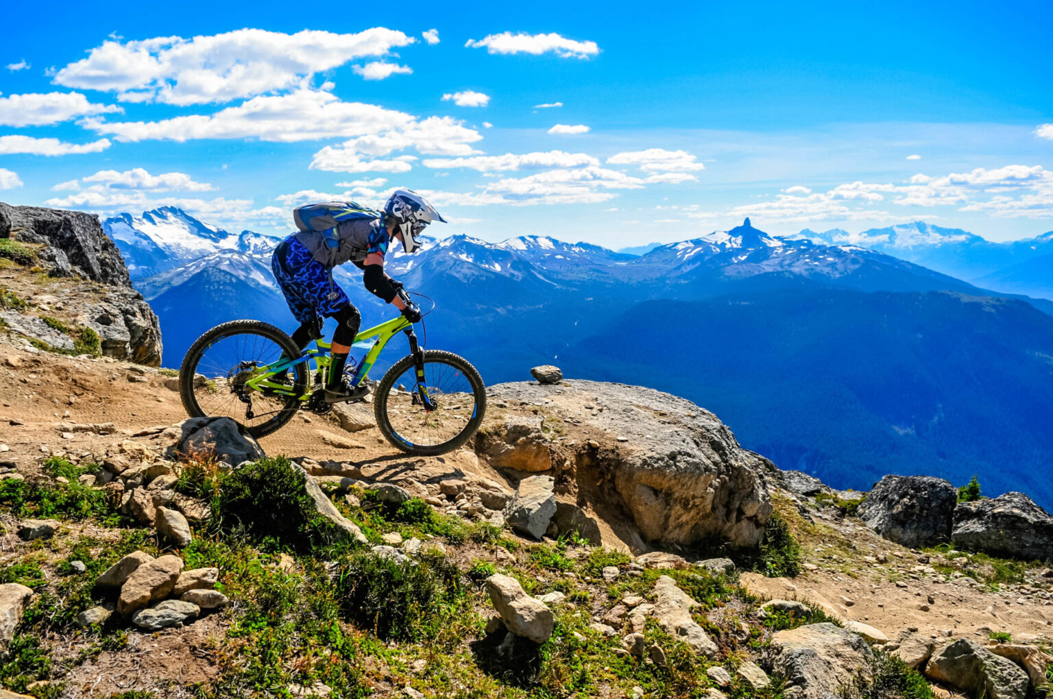 How to Choose the Best Mountain Biking Gear